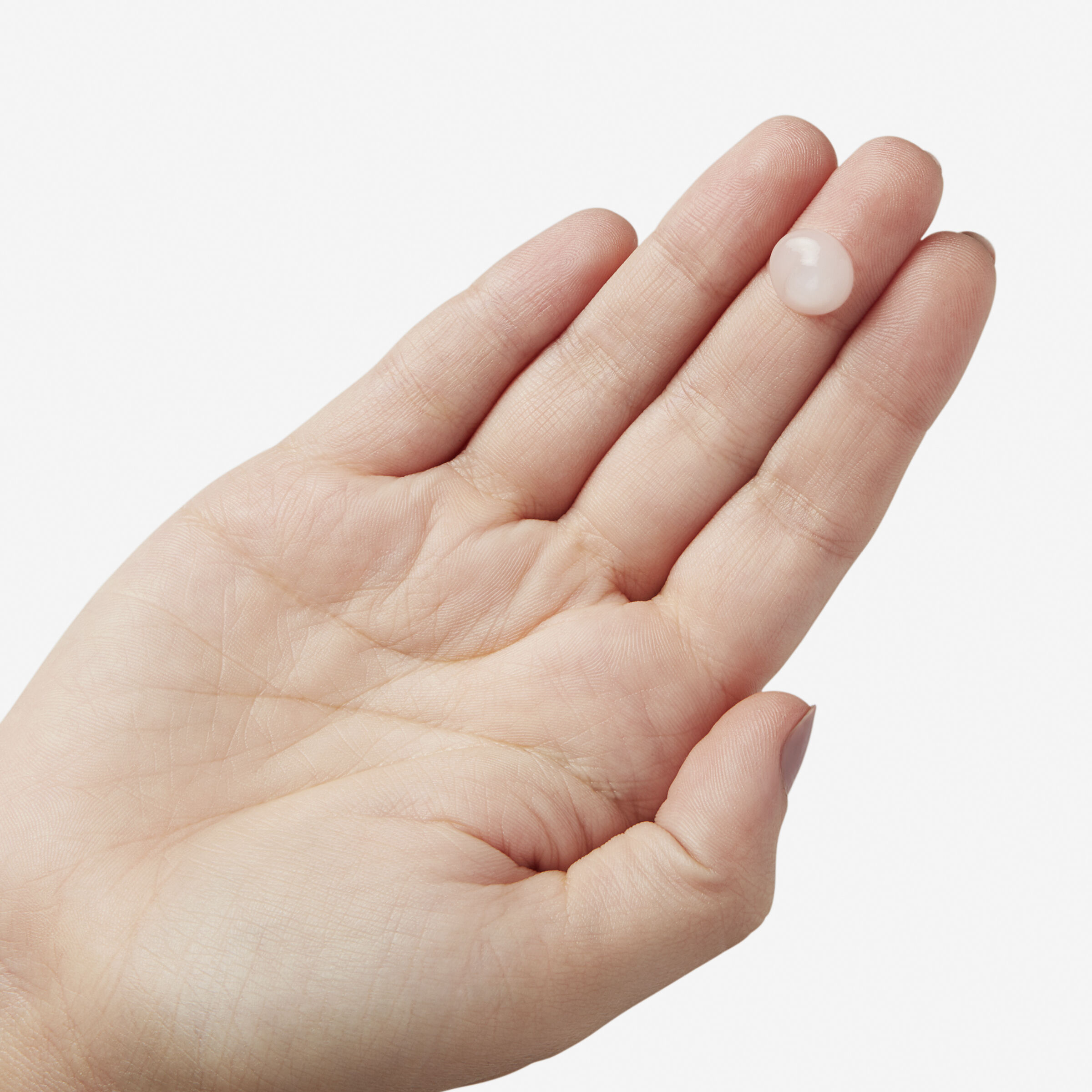 كليرلي كوريكتيف لتفتيح وتنعيم البشرة وترطيبها