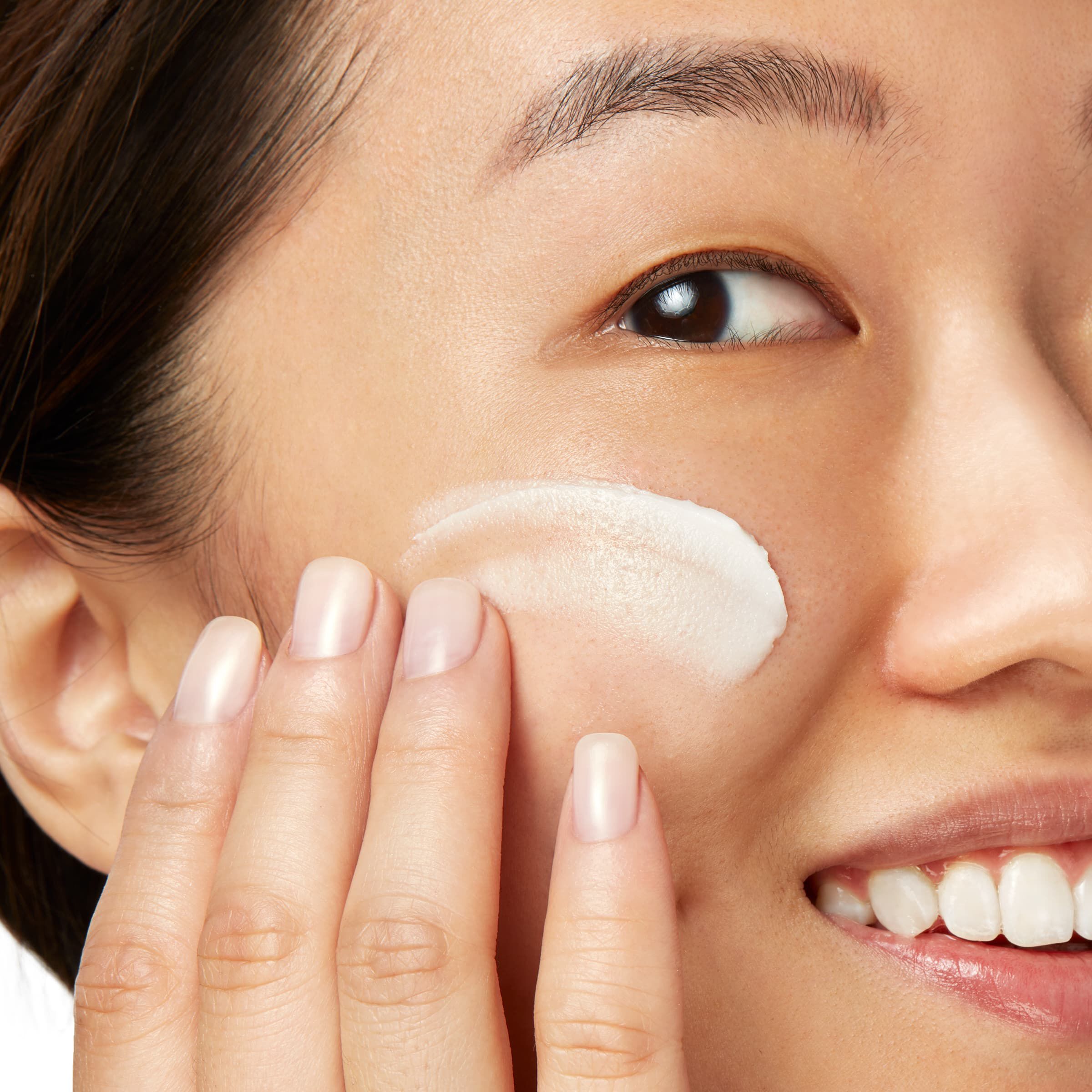 ماسك الترطيب الليلي ألترا فيشال مع ١٠.٥٪ سكوالين