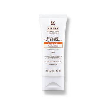 حماية يومية فائقة الخفة من الأشعة فوق البنفسجية SPF50 PA+++
